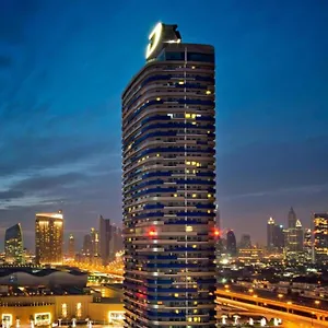 Downtown Luxury - 5 Star Facilities - 5 Min Walk To Mall دبي